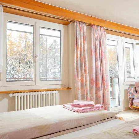 아파트 Haus Alfa Saas Fee